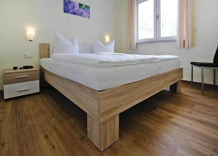 Hafenflair Am Plauer *